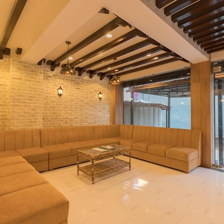 Oyo 729 Hotel Era Balaju エクステリア 写真