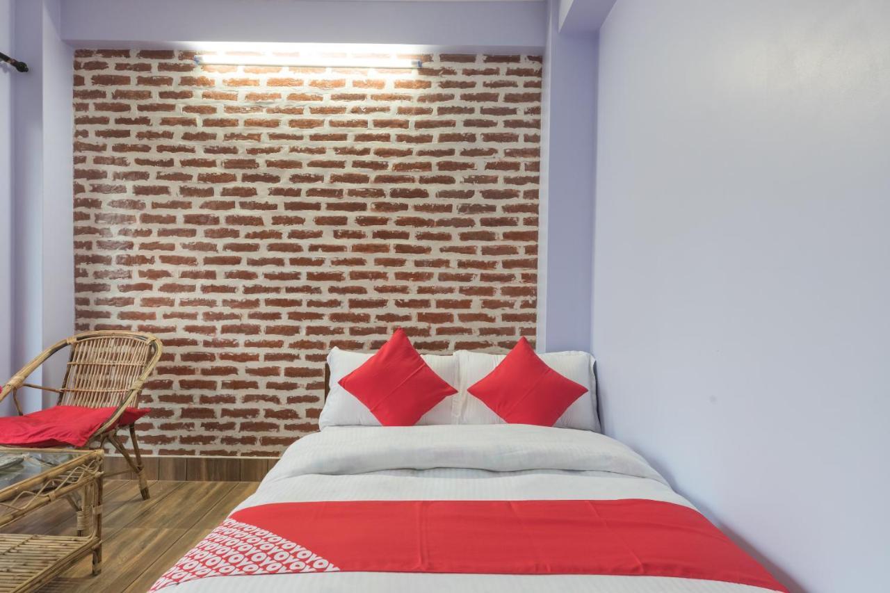Oyo 729 Hotel Era Balaju エクステリア 写真