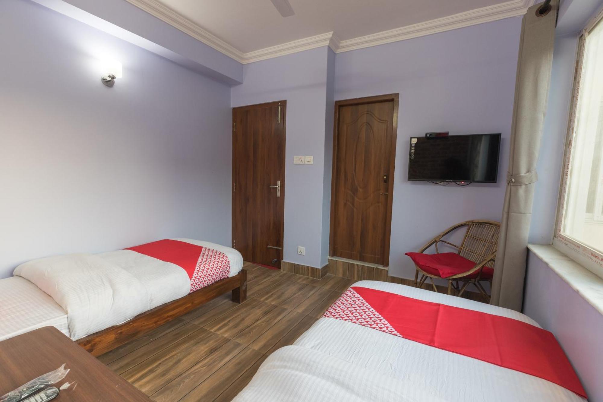 Oyo 729 Hotel Era Balaju エクステリア 写真